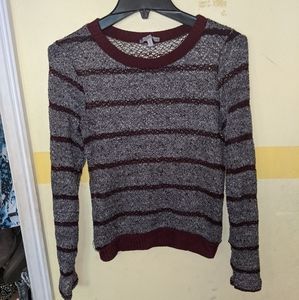 Gray and burgundy lightweight top